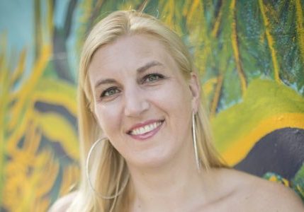 Julia-Campbell-2019-38